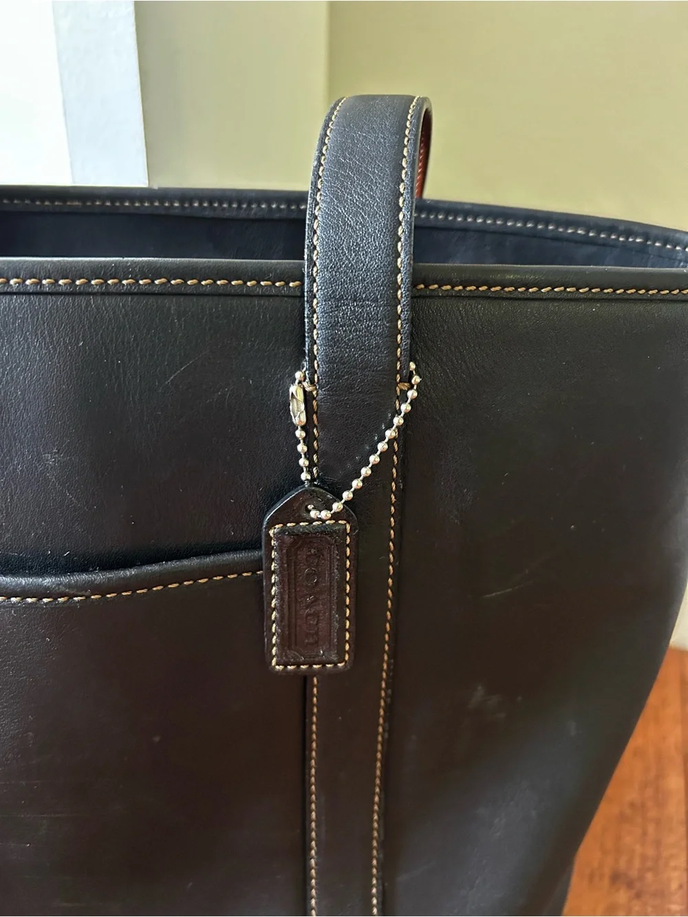 Vintage Coach Black Leather Tote w/ Brown Straps White Contrast Stitching 5188